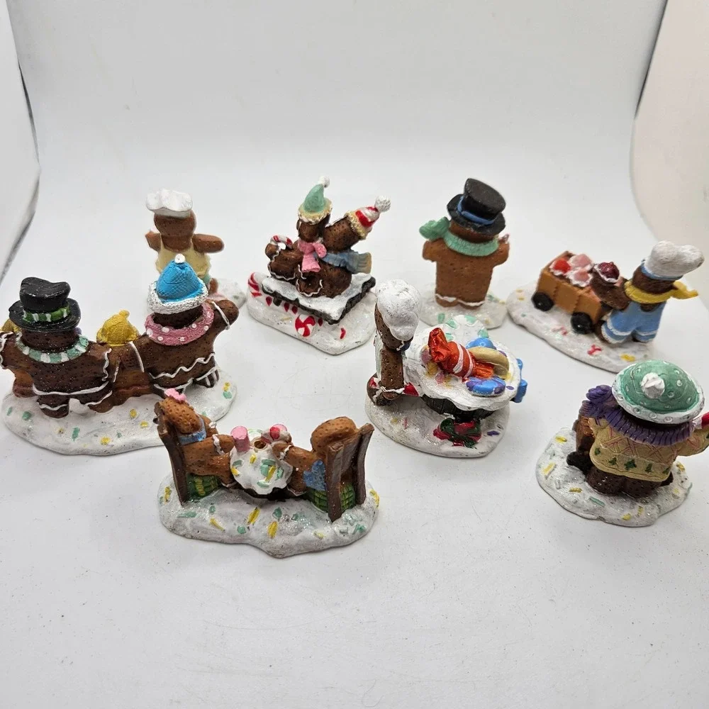 VTG Lot 8 Gingerbread Christmas Village Figurines Candy Bakers Family Miniatures